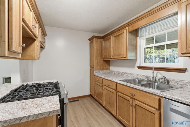 200 Trailwood Drive, Gadsden, AL 35901