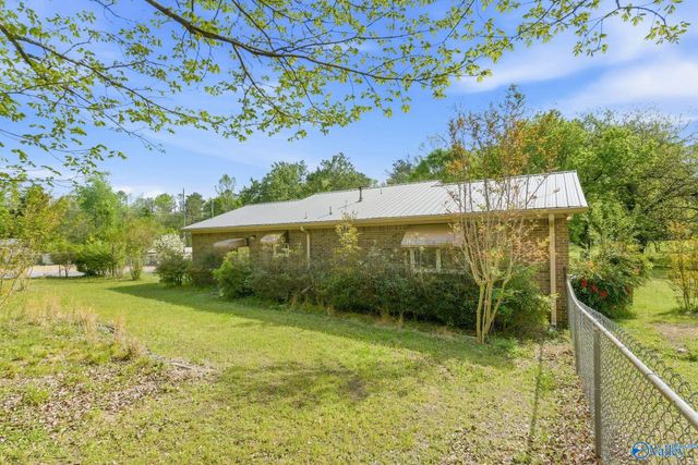 200 Trailwood Drive, Gadsden, AL 35901