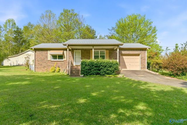 200 Trailwood Drive, Gadsden, AL 35901