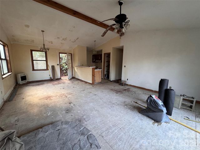 330 The Road 20, Robbinsville, NC 28771