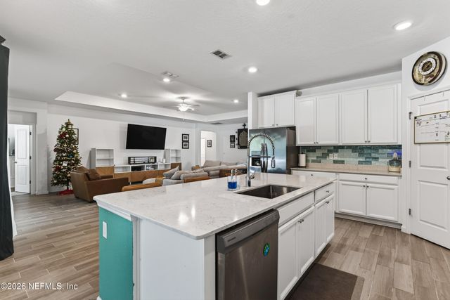 7212 CALAMINT Avenue, Jacksonville, FL 32219