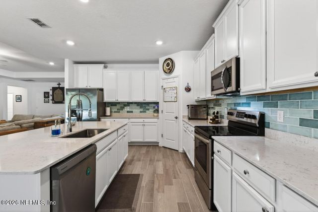 7212 CALAMINT Avenue, Jacksonville, FL 32219