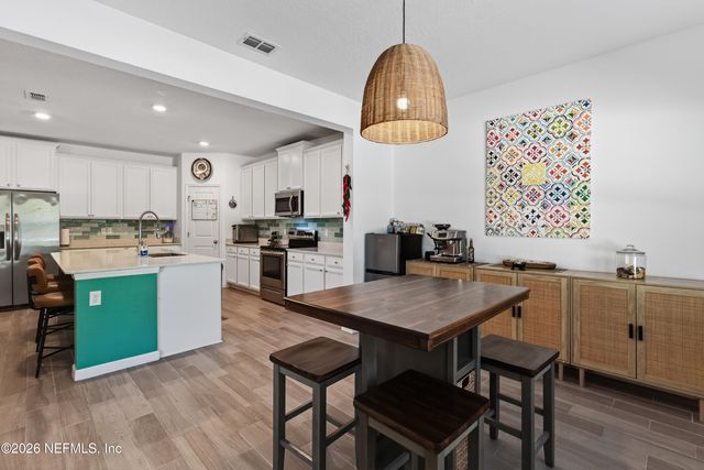 7212 CALAMINT Avenue, Jacksonville, FL 32219