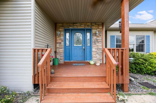 2490 Deer Drive, Stanchfield, MN 55080