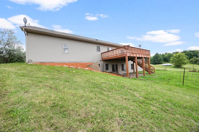 2490 Deer Drive, Stanchfield, MN 55080
