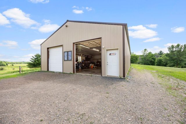 2490 Deer Drive, Stanchfield, MN 55080