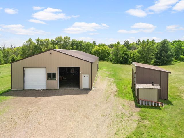 2490 Deer Drive, Stanchfield, MN 55080