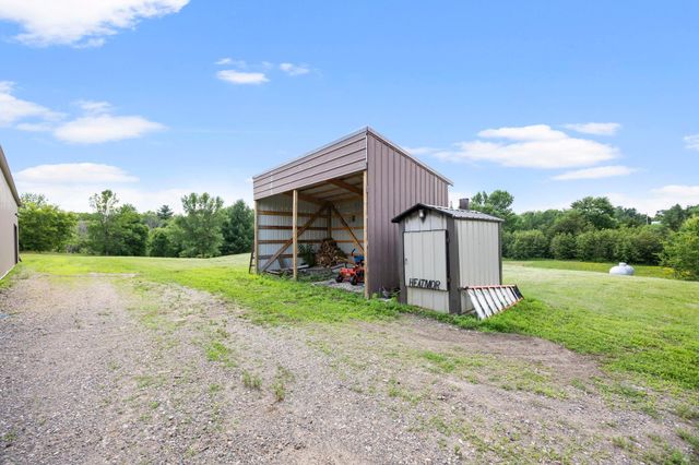 2490 Deer Drive, Stanchfield, MN 55080