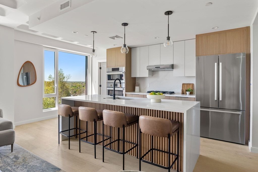 125 Lowell Street 302, Somerville, MA 02143