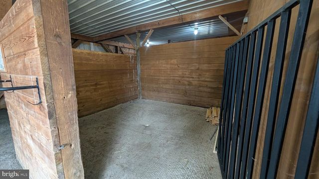 25 KELLER RD, Cochranville, PA 19330