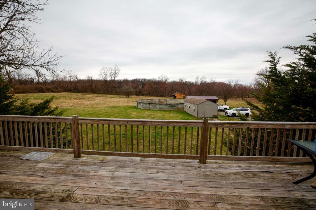 Image 20 of property listing at 25 KELLER RD, Cochranville, PA 19330