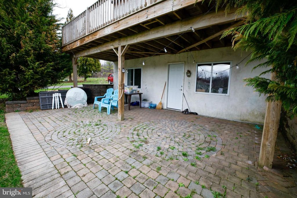 Image 21 of property listing at 25 KELLER RD, Cochranville, PA 19330