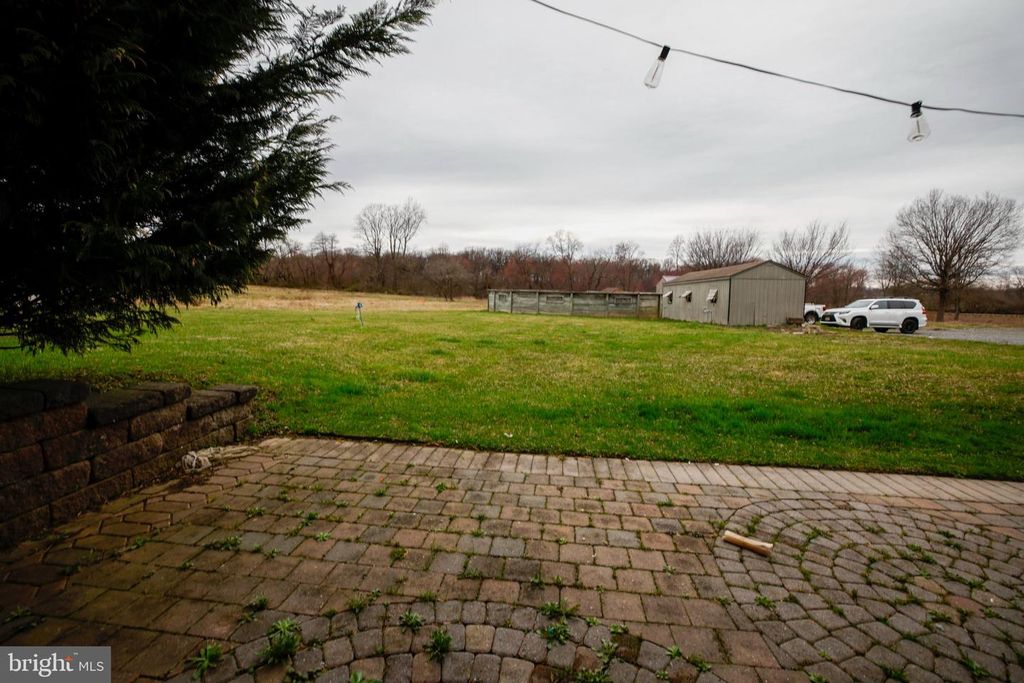 Image 26 of property listing at 25 KELLER RD, Cochranville, PA 19330