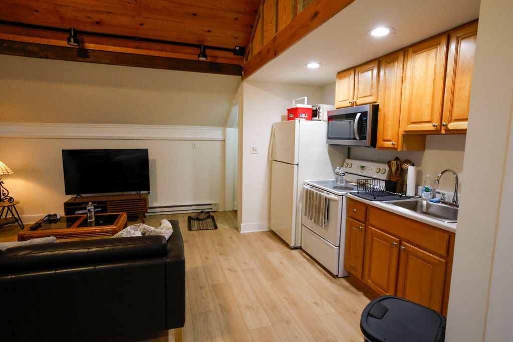 Image 38 of property listing at 25 KELLER RD, Cochranville, PA 19330