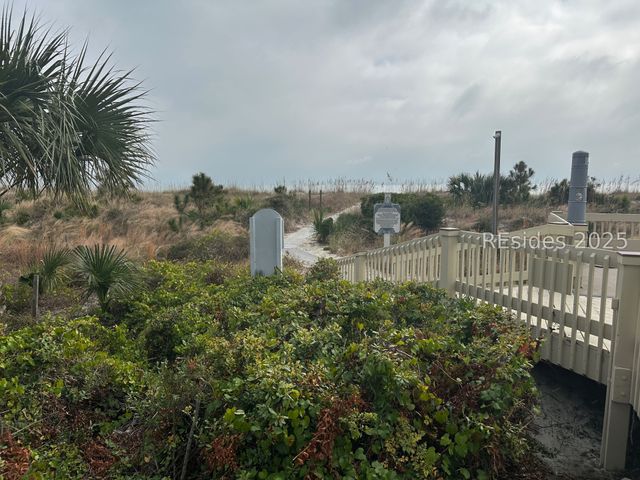 4 N Forest Beach Dr Apt 306, Hilton Head Island, SC 29928