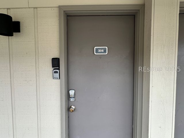 4 N Forest Beach Dr Apt 306, Hilton Head Island, SC 29928