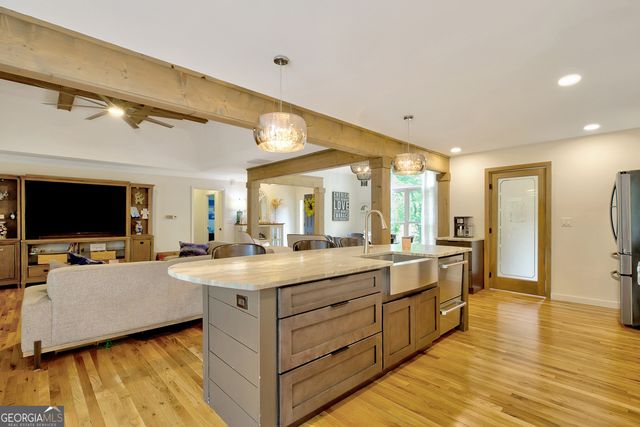 37 Inland Circle, Newnan, GA 30263