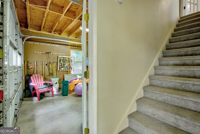 37 Inland Circle, Newnan, GA 30263