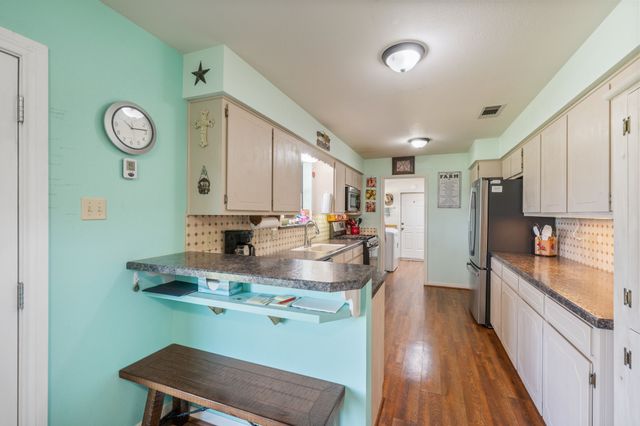 2517 County Road 4240, Clifton, TX 76634