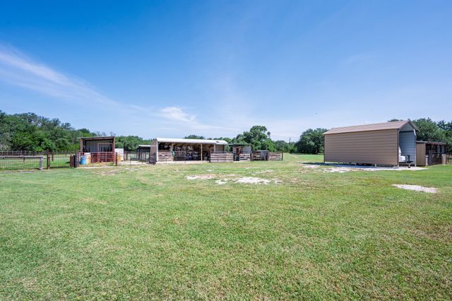 2517 County Road 4240, Clifton, TX 76634