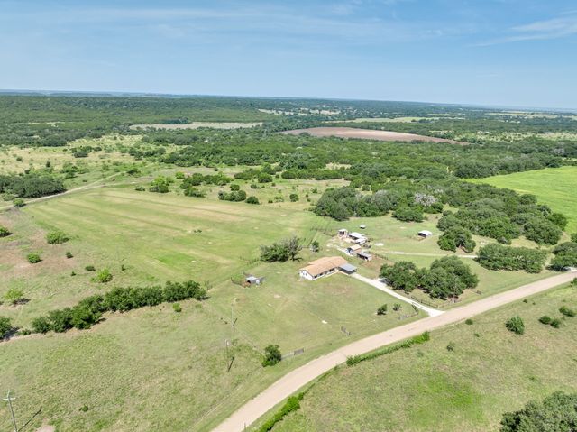 2517 County Road 4240, Clifton, TX 76634