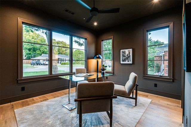 3935 Hawick Lane, Dallas, TX 75220