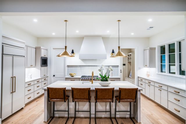 3935 Hawick Lane, Dallas, TX 75220