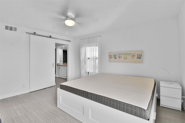 4201 N Ocean Dr 301, Hollywood, FL 33019