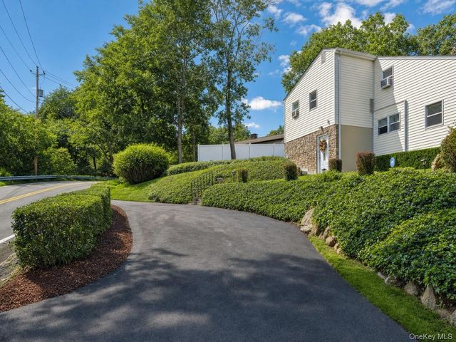 255 Mine Road, Monroe, NY 10950