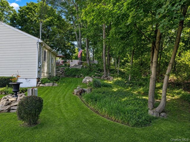 255 Mine Road, Monroe, NY 10950