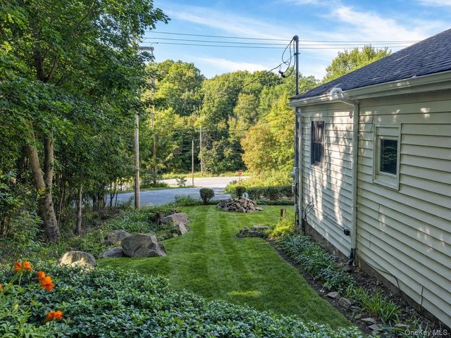 255 Mine Road, Monroe, NY 10950