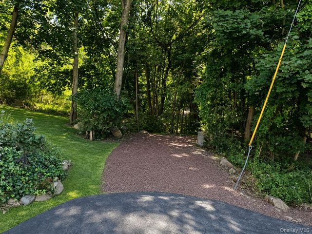 255 Mine Road, Monroe, NY 10950