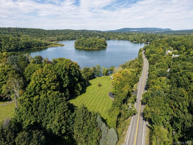 255 Mine Road, Monroe, NY 10950