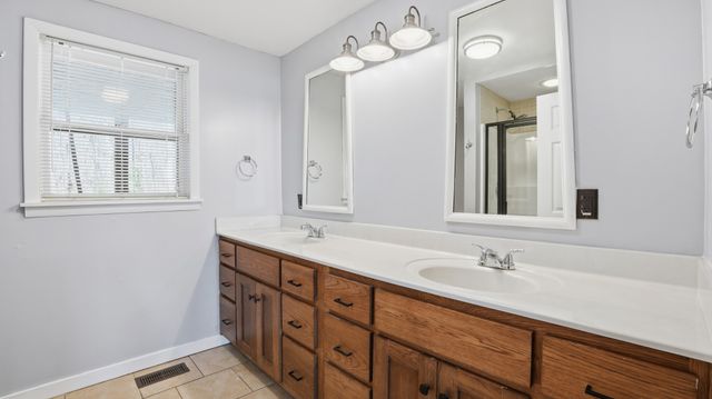 4669 Griffin Rd, Lynchburg, TN 37352