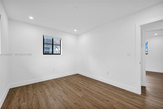 14120 Madison St, Miami, FL 33176