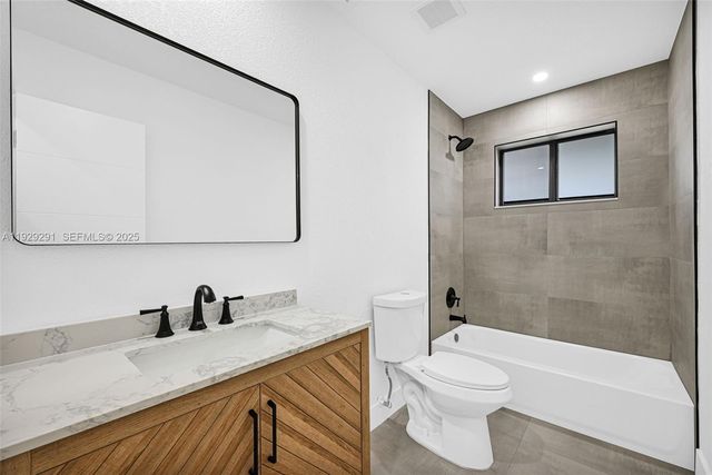 14120 Madison St, Miami, FL 33176