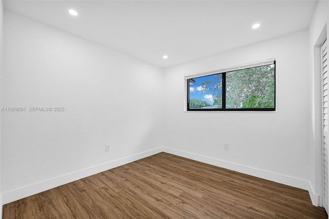 14120 Madison St, Miami, FL 33176