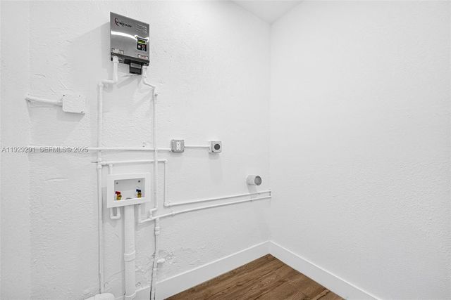 14120 Madison St, Miami, FL 33176