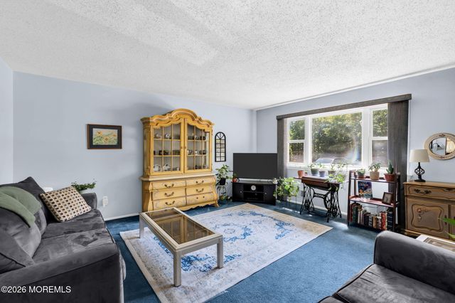 706 Christopher Court, Brick, NJ 08724