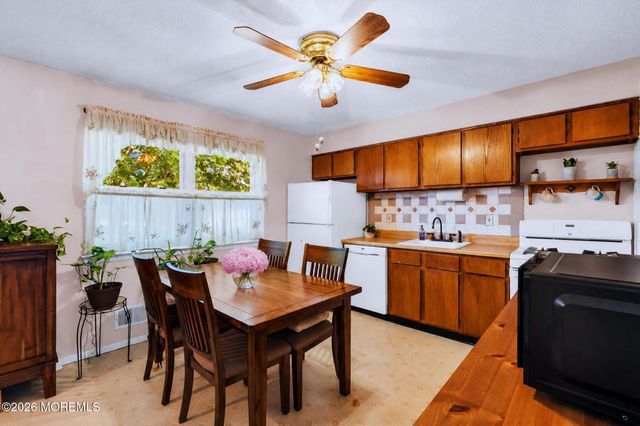 706 Christopher Court, Brick, NJ 08724