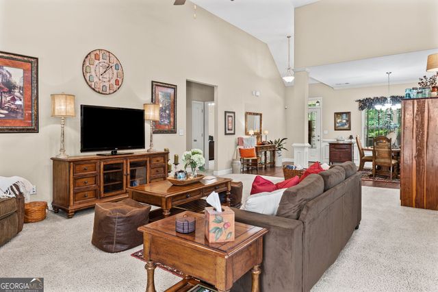 206 Cainbridge Park Drive, Newnan, GA 30263