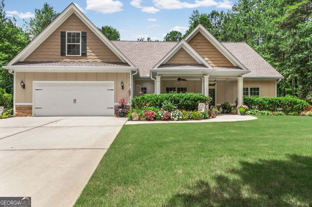 206 Cainbridge Park Drive, Newnan, GA 30263