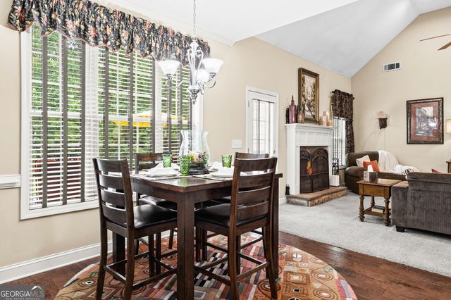 206 Cainbridge Park Drive, Newnan, GA 30263