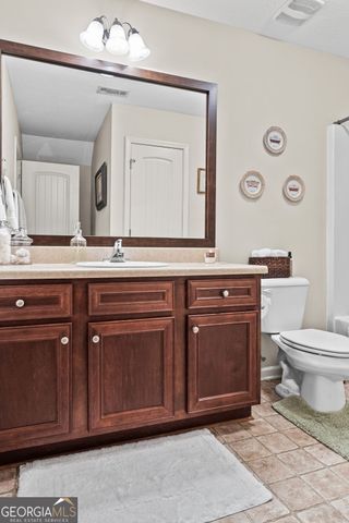 206 Cainbridge Park Drive, Newnan, GA 30263