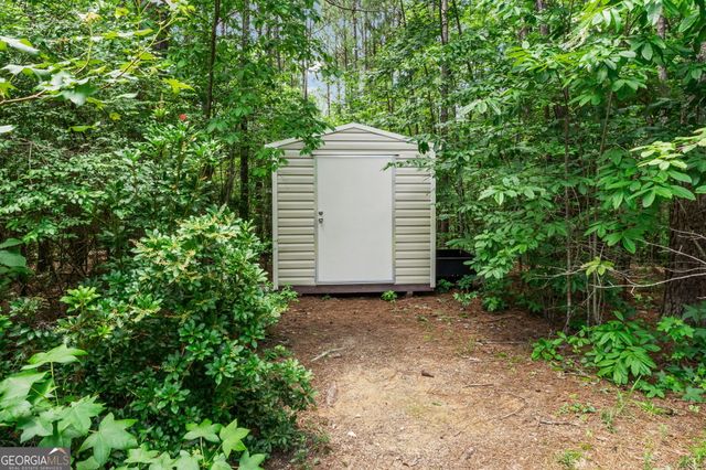 206 Cainbridge Park Drive, Newnan, GA 30263