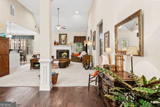 206 Cainbridge Park Drive, Newnan, GA 30263