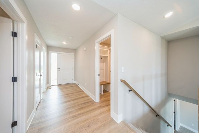 5614 NE Briarwood Drive, Ankeny, IA 50021