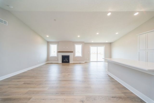5614 NE Briarwood Drive, Ankeny, IA 50021