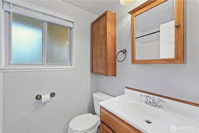 206 SW 303rd Street, Federal Way, WA 98023