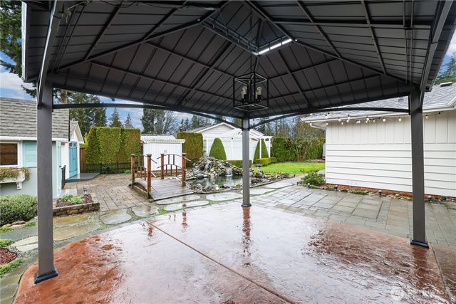 206 SW 303rd Street, Federal Way, WA 98023